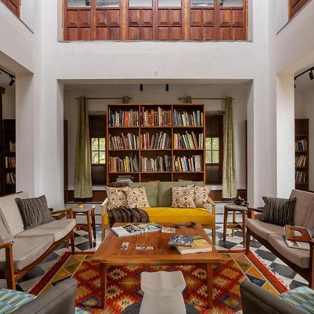 Lohonostays Library Sadhrana Bagh Gurgaon Extérieur photo