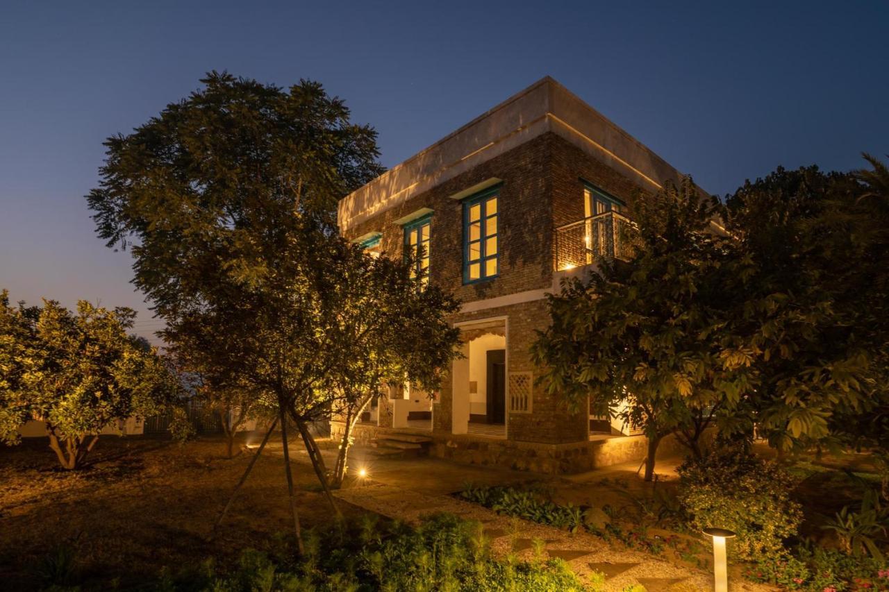 Lohonostays Library Sadhrana Bagh Gurgaon Extérieur photo