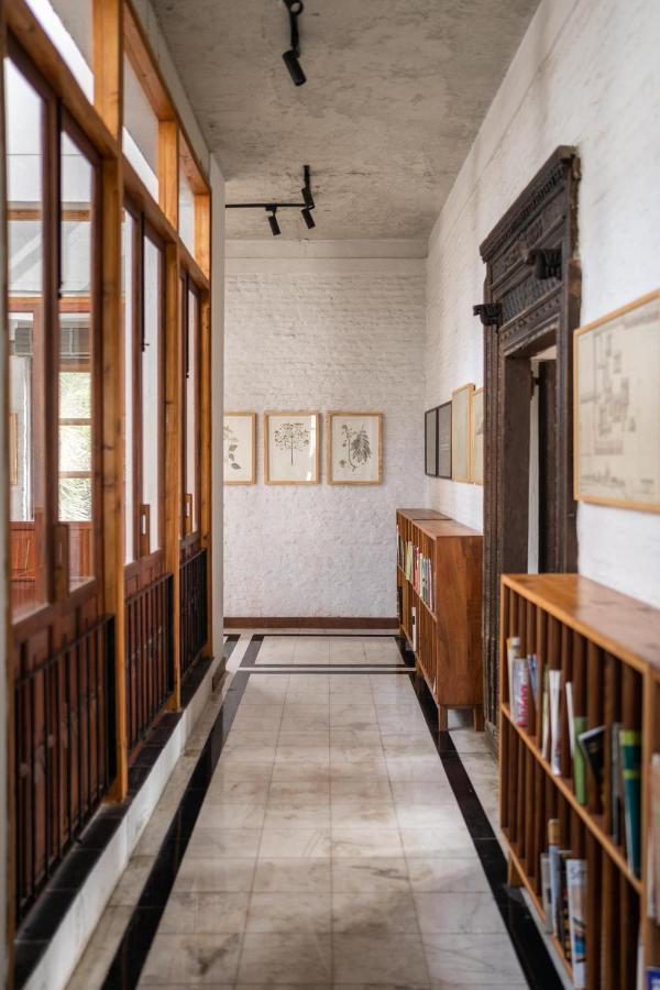 Lohonostays Library Sadhrana Bagh Gurgaon Extérieur photo